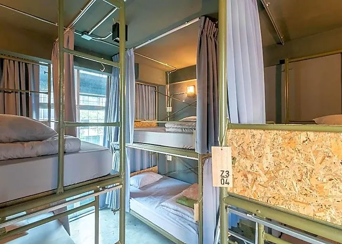 Zhelter Bkk Hotell Bangkok
