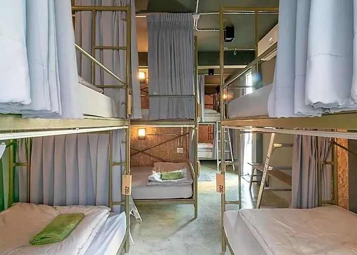 Hotell Zhelter Bkk 2*